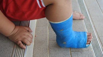 Еңбекшіқазақта баласының аяғына гипс салдырғысы келмеген әке үш күнге қамалды