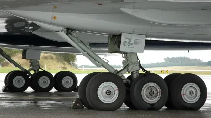 Нью-Йоркте екі жолаушылар ұшағы соқтығысты