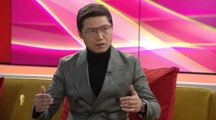 «Дүниеде оңбаған мен ғана шығармын»: Бағлан Әбдірайымов кімнен ұялатынын айтты