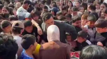 Алатауда тегін сушиге таласқандар бір-бірін таптап кете жаздады (ВИДЕО)