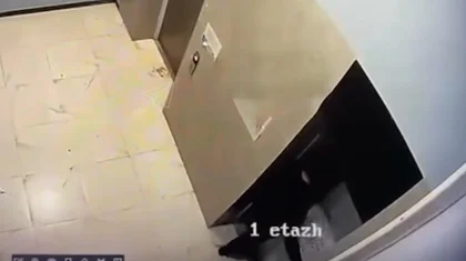 Астанада лифт есігін сындырып, шахтаға құлап кеткен ер адам сотталып кетті (ВИДЕО)