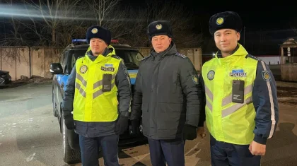Абай облысында полицейлер жүргізушіні ажалдан арашалап қалды