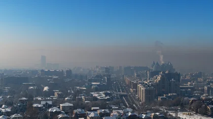 Автокөлік пен көмір түтіні: Алматының ауасы қалай тазарады