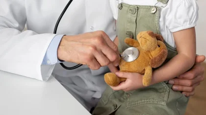 Астанада балалар арасында вирус күшейді: ауруханалар төсек-орынды көбейтіп жатыр