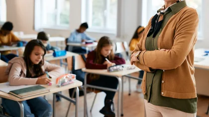 Темірдей тәртіптен «мини-тойға» дейін: ата-аналар жиналысы жылдар бойы қалай өзгерді