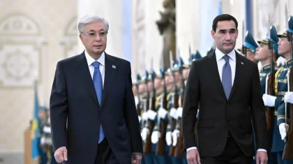 Тоқаев Ақордада Сердар Бердімұхамедовті қарсы алды