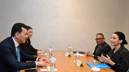 Ерлан Қарин ЮНИСЕФ-тің аймақтық директоры Реджина Де Доминичиспен кездесті