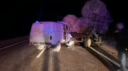 Павлодар облысында УАЗ көлігі шөп тиеген трактормен соқтығысып, бір адам қаза болды