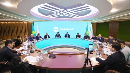 «AMANAT»: 11,5 млн еңбекке қабілетті азаматтың жартысы ресми тіркелмеген жұмыспен айналысады