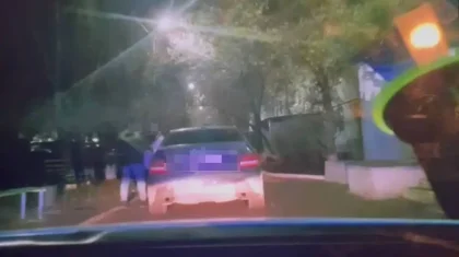 Оралда таныс қызын үйіне жеткізіп салмақ болған жігіт оның соңынан қууға мәжбүр болды