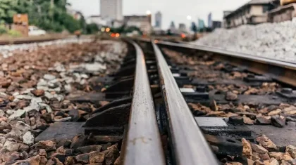 Шортандыда жүк пойызының машинисі жол апатының алдын алды