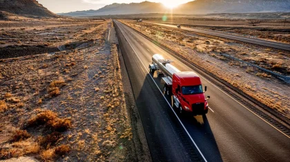 Үкімет заңсыз жанармай ағынына тоқтау қоймақ: Роман Скляр шұғыл кеңес өткізді