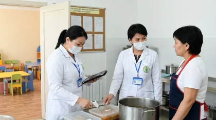 Жаңа жылдан кейін Қазақстандағы мектептер мен балабақшаларда күтпеген «рейд» басталады