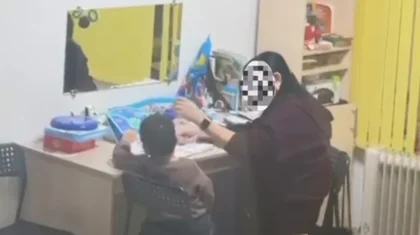 Қарағандыда логопед балаларды басынан ұрып, сабақ өткізген (ВИДЕО)