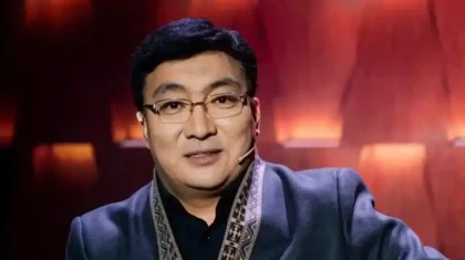 «Ұялып қалдым»: Тоқтар Серіков әйелімен қалай танысқанын айтып берді