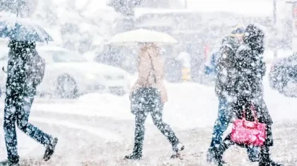 Астанада тоқтаусыз қар жауып тұр, түнде 27 градус аяз болады: қала әкімдігі мәлімдеме жасады