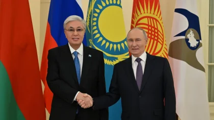 Тоқаев Санкт-Петербургте Б.Н.Ельцин атындағы президенттік кітапханаға барды