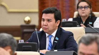 «Арзан азық-түлік 2021 жылдан бері қоймада жатыр»: депутат тұрақтандыру қорларының былығын ашты