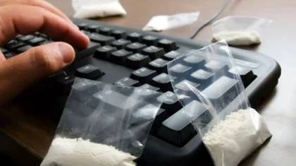 Ақтөбеде интернет магазин ұлттық сусынның атын жамылып, есірткі сатқан