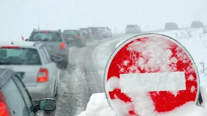 Қазақстанның бірнеше облысында ауа райы бұзылып, жолдар жабылды