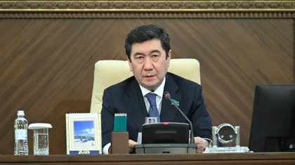 «Биыл Қазақстанда 100 заң қабылданған»: Қошанов Мәжілістің бір жылғы жұмысын қорытындылады