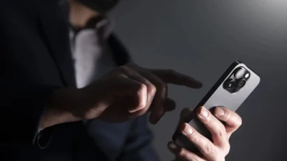 Павлодарда 13 жыл бойы араларынан қыл өтпек екі дос бір телефон үшін соттасты