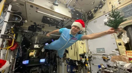 Әуедегі жаңа жыл: ғарышкерлер жаңа жылдық суреттерімен бөлісті