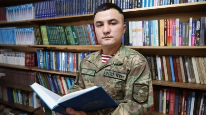 Ұлттық ұланның сарбазы әлемнің жеті тілінде еркін сөйлейді