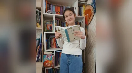 Астанада 6-сынып оқушысы әлем төрт тілінде 853 кітап оқыған