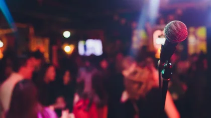 Мейрамханада ән салғаны үшін 3,6 млн теңге талап еткен: Түркістан сотында ерекше жағдай қаралды