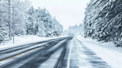 Қар мен боран: Қазақстанның 16 облысындағы тасжолдар жүргізушілер үшін қауіпті