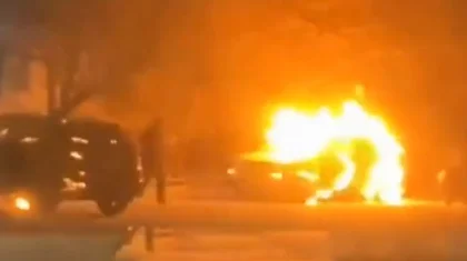 Семейде ішіп алған зейнеткер полицейлердің жеке көлігін өртеп жіберді