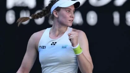 Australian Open: Рыбакина әлемнің екінші ракеткасын ұтып, жартылай финалға шықты