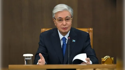 Тоқаев Қазақстанда жарты миллион адам «отырған» 123 чат туралы айтты