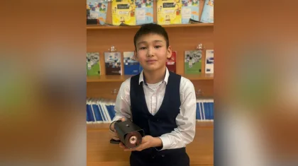 Астаналық оқушы мектеп дәретханасындағы төбелестің алдын алу үшін ақылды жүйе ойлап тапты