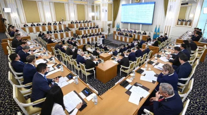 Жемқорлар сайлауға түсе алмайды – жаңа Конституцияның жобасы жарияланды