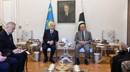 Қазақстан президенті Пәкістанның премьер-министрімен шағын құрамда келіссөз жүргізді