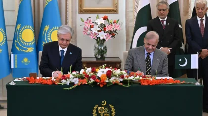 Тоқаев Пәкістанның премьер-министрімен бірқатар құжаттарға қол қойды