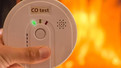 СҚО-да көпбалалы отбасы үйімен бірге өртеніп кете жаздады