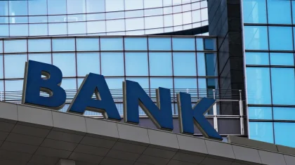 «Еш қиналмай 3 трлн теңгеге жуық табыс тапты»: Тоқаев сылтауы көп банктерді сынға алды