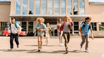 Қазақстанда мектеп оқушылары көктемгі каникулда қанша күн демалатыны белгілі болды