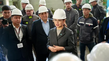 Еңбек адамы – мемлекеттің тірегі: Жаңа Конституция жобасы зауыт ұжымымен талқыланды