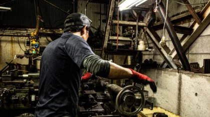 Қостанай облысындағы кәсіпорын жүздеген қызметкерінің зейнетақы мен МӘМС жарналарын төлемей келген