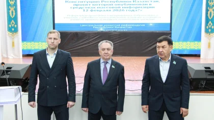 Экономика мен экология мәселесі: Шарбақты ауданында жаңа Конституцияның практикалық маңызы талқыланды