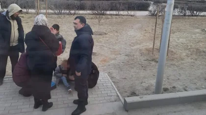 Ақтауда жаяу жүргіншілер өткелінен өтіп бара жатқан баланы көлік қағып кетті