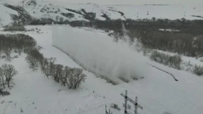 Қазақстандағы төтенше жағдайлар қызметкерлерінің мұз жарған видеосы ВВС-дің назарына ілікті (ВИДЕО)