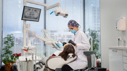 Оралда әйел адам тісін емдетемін деп ажал құшты: тіс дәрігері сотталмайтын болды