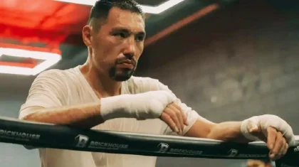 Боксшы Жәнібек Әлімханұлы әлем чемпионы титулынан айырылды