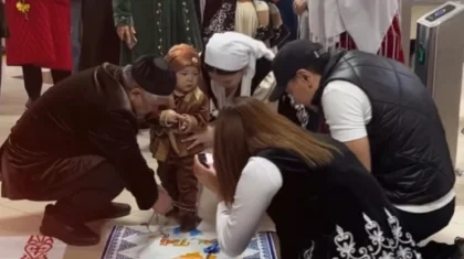 Ақтөбедегі референдум учаскесінде тұсау кесу рәсімі салтанатты түрде өткізілді (ВИДЕО)