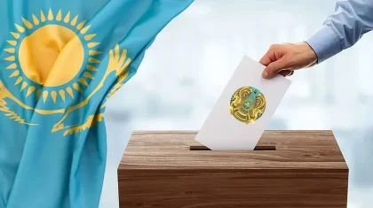 Қызылордада жастар дауыс беру сәтін әлеуметтік желіде көрсетіп жатыр - бақылаушы